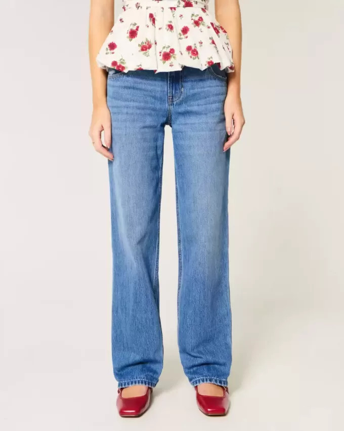 Jeans larghi a vita bassa con lavaggio medio