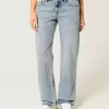 Jeans larghi a vita bassa con lavaggio medio