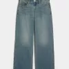 Jeans larghi a vita bassa con lavaggio medio
