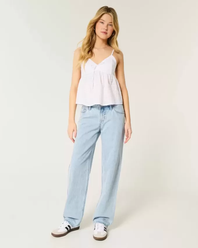 Jeans larghi a vita bassa e lavaggio chiaro