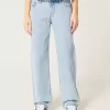 Jeans larghi a vita bassa e lavaggio chiaro