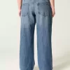 Jeans larghi a vita bassa e lavaggio scuro, modello Class of ’26, ricamati