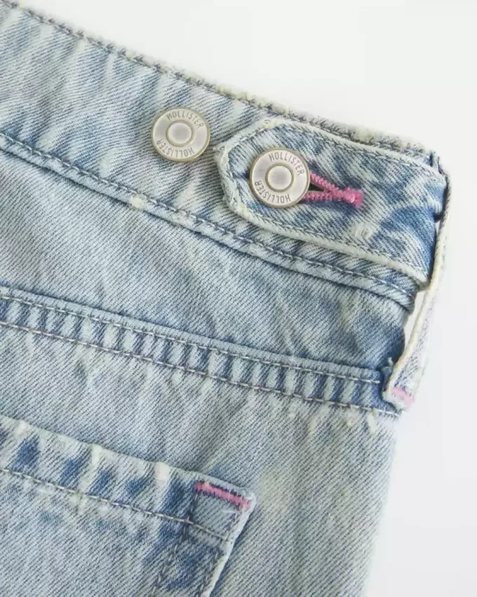 Jeans larghi a vita bassa e regolabile, lavaggio chiaro