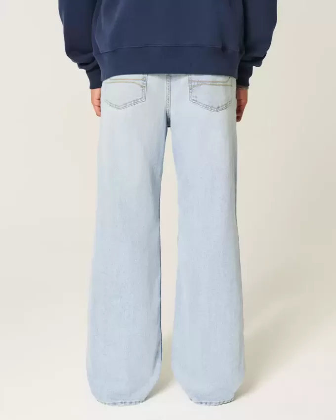 Jeans larghi bootcut lavaggio chiaro