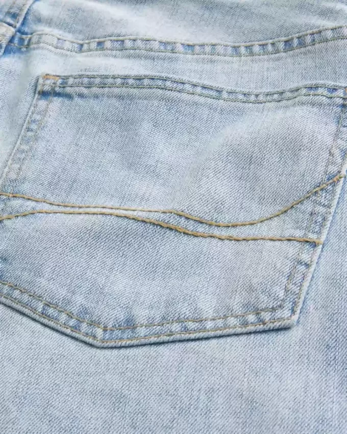Jeans larghi bootcut lavaggio chiaro