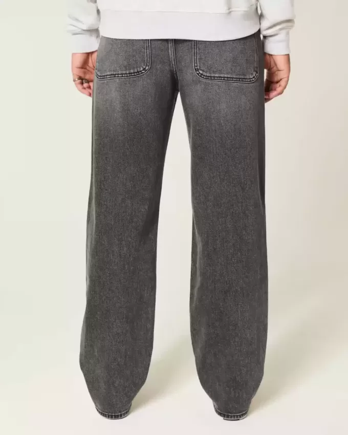 Jeans larghi con grafica a stella nera lavata