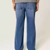 Jeans larghi con grafica rosa lavaggio scuro