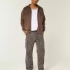 Jeans larghi con stampa leopardata