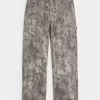 Jeans larghi da carpentiere mimetici