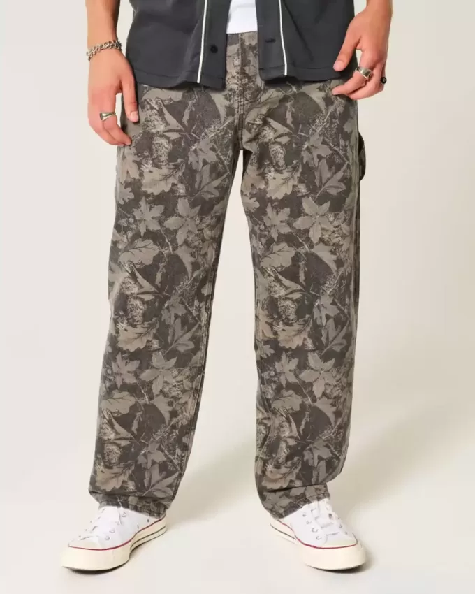 Jeans larghi da pittore stile skater mimetico
