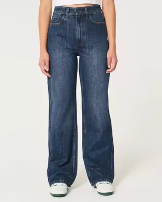 Jeans larghi e a vita alta con lavaggio scuro