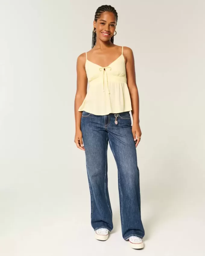 Jeans larghi e a vita bassa con lavaggio scuro