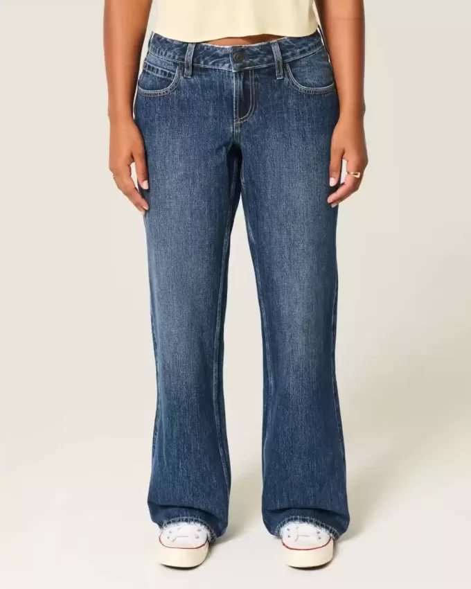Jeans larghi e a vita bassa con lavaggio scuro
