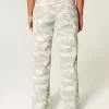 Jeans larghi mimetici Y2K a vita bassa e sinuosi