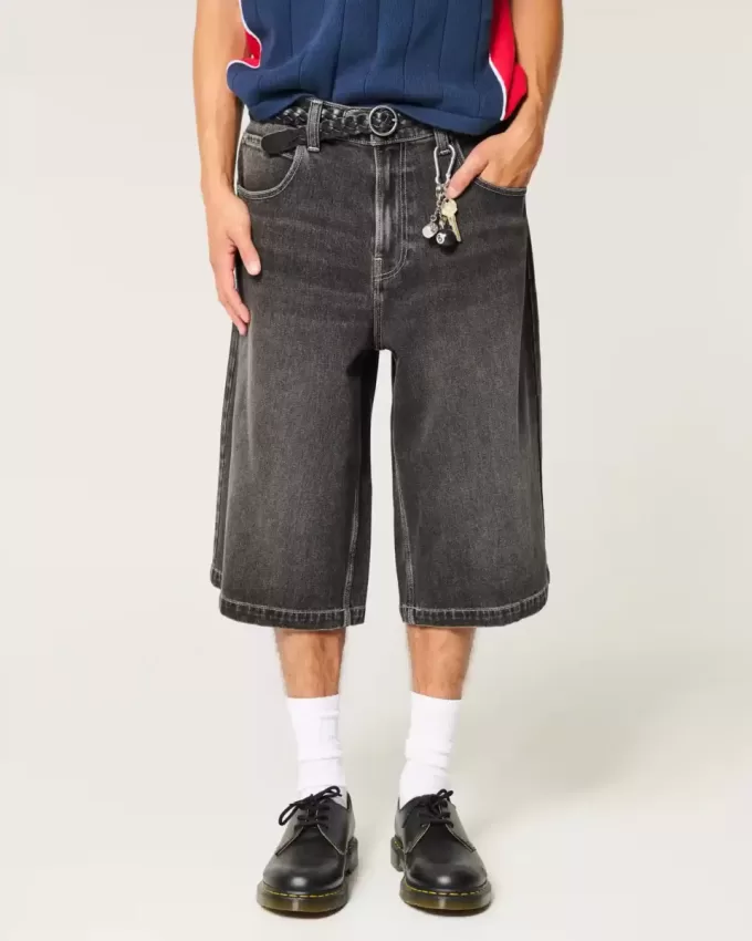 Jeans larghi skater a mezza lunghezza neri lavati