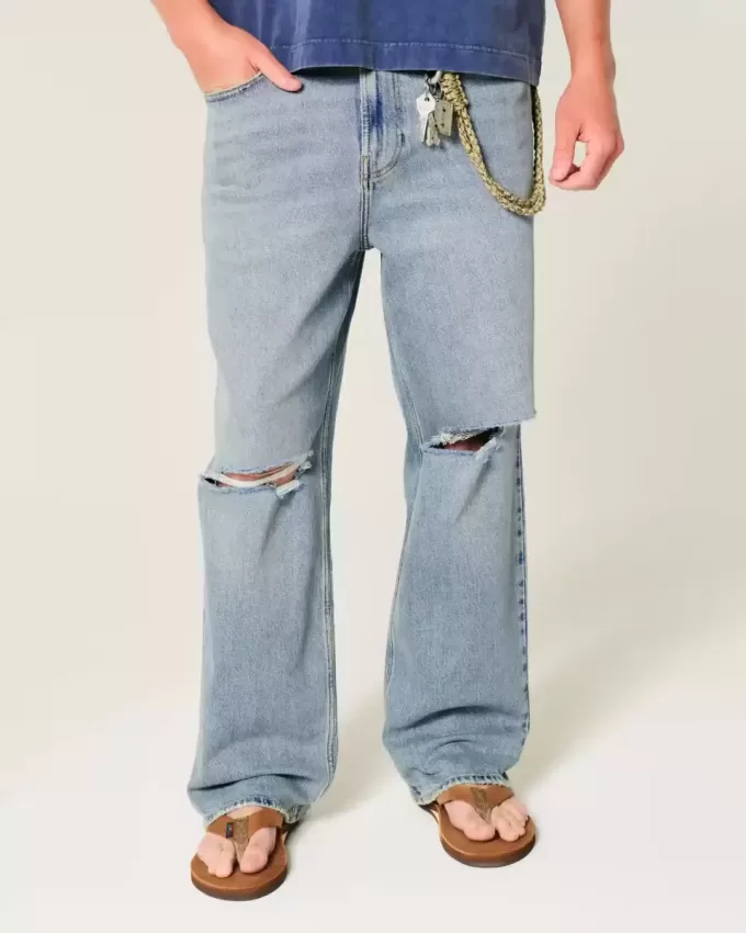 Jeans larghi strappati con lavaggio medio