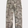 Jeans mimetici larghi da pittore