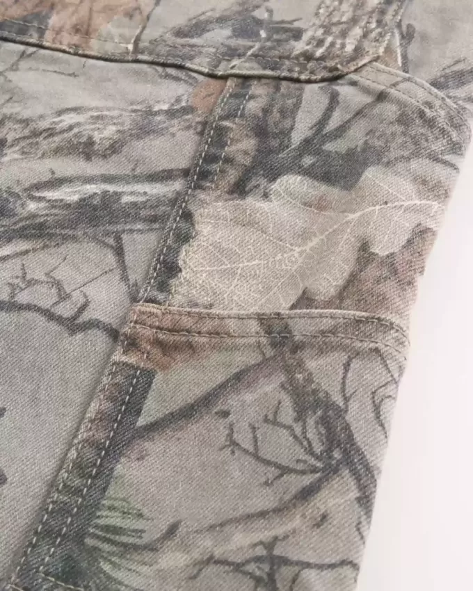 Jeans mimetici larghi da pittore