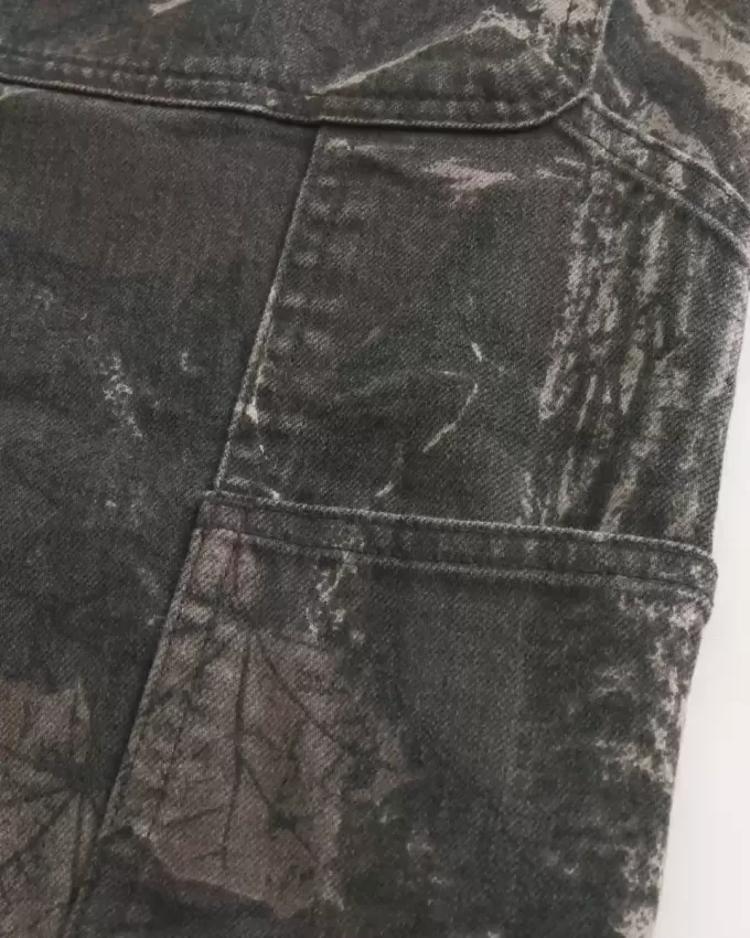 Jeans mimetici larghi da pittore