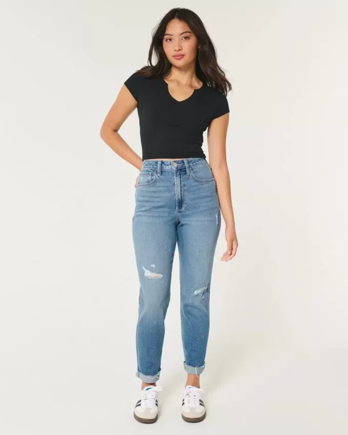Jeans Mom Curvy a vita altissima con strappi e lavaggio medio