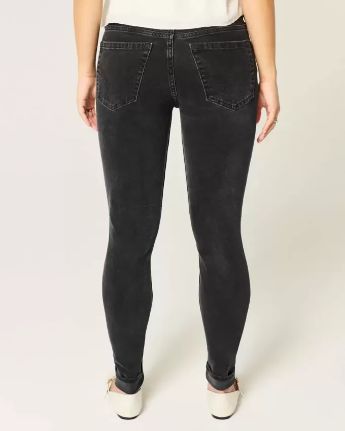 Jeans skinny neri lavati a vita media