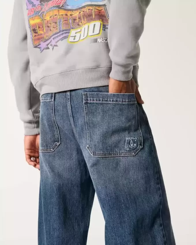 Jeans super larghi con ricamo del logo in lavaggio scuro