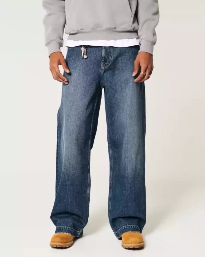 Jeans super larghi con ricamo del logo in lavaggio scuro