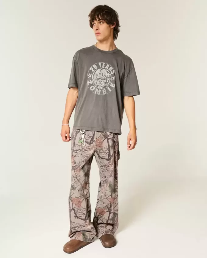 Jeans super larghi da pittore mimetici
