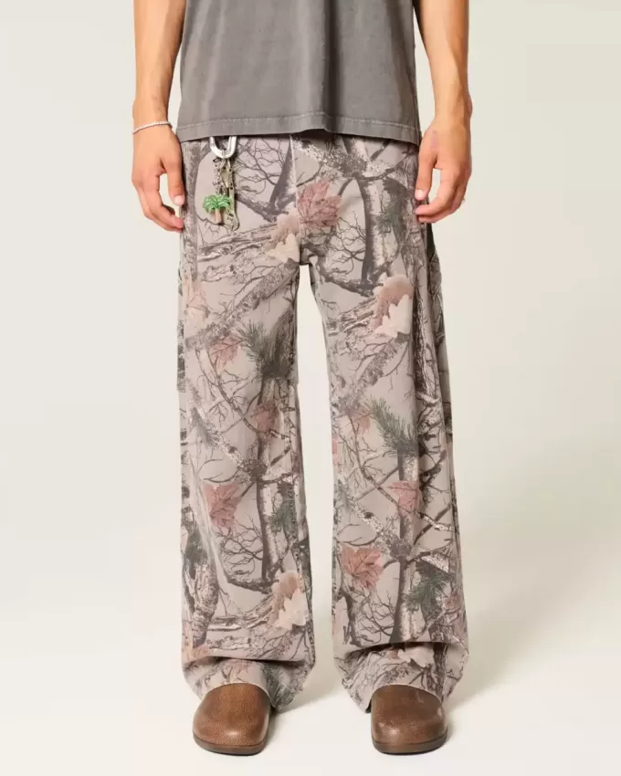 Jeans super larghi da pittore mimetici