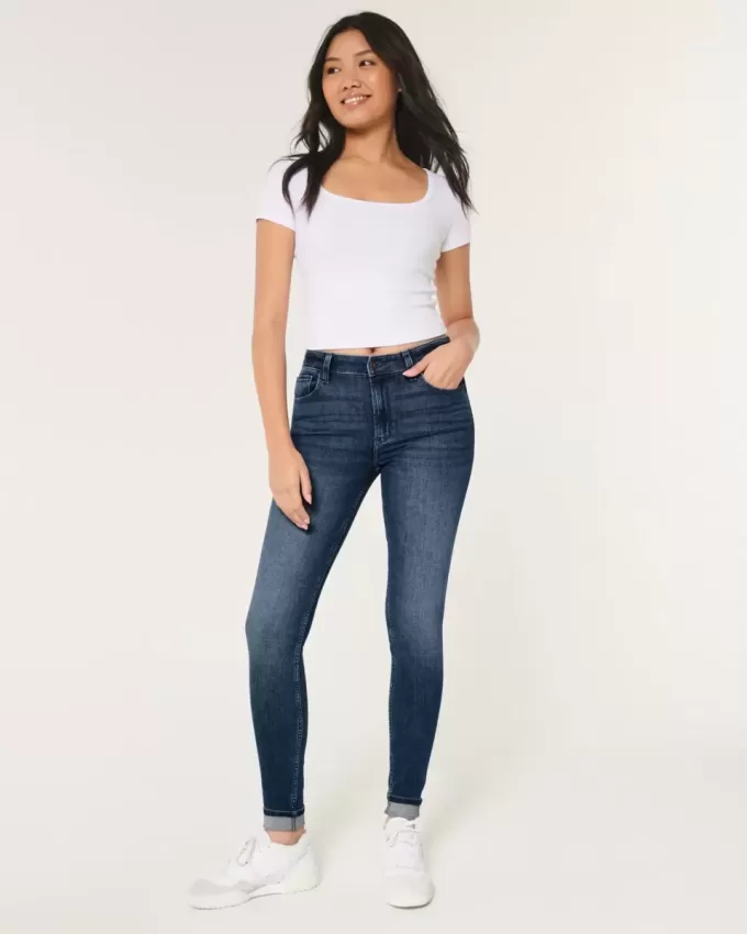 Jeans super skinny a vita alta con lavaggio medio