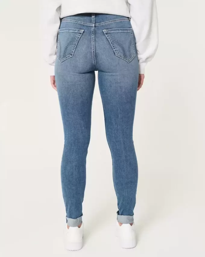 Jeans super skinny a vita alta con strappi e lavaggio medio