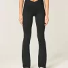 Leggings avvolgenti con stivaletti Gilly Hicks Active Recharge