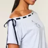 Maglietta con lacci e spalle scoperte