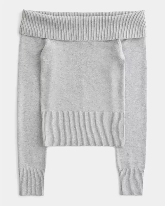 Maglione a spalle scoperte Maglione a spalle scoperte