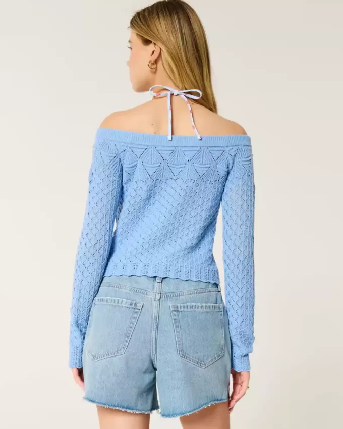 Maglione a spalle scoperte in stile uncinetto Maglione a spalle scoperte in stile uncinetto