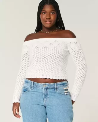 Maglione a spalle scoperte in stile uncinetto