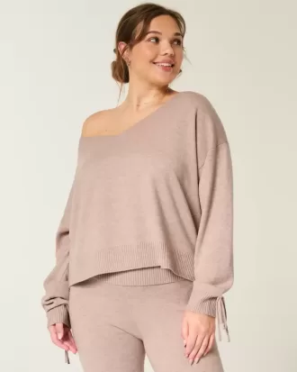 Maglione con fiocco e spalle scoperte di Gilly Hicks