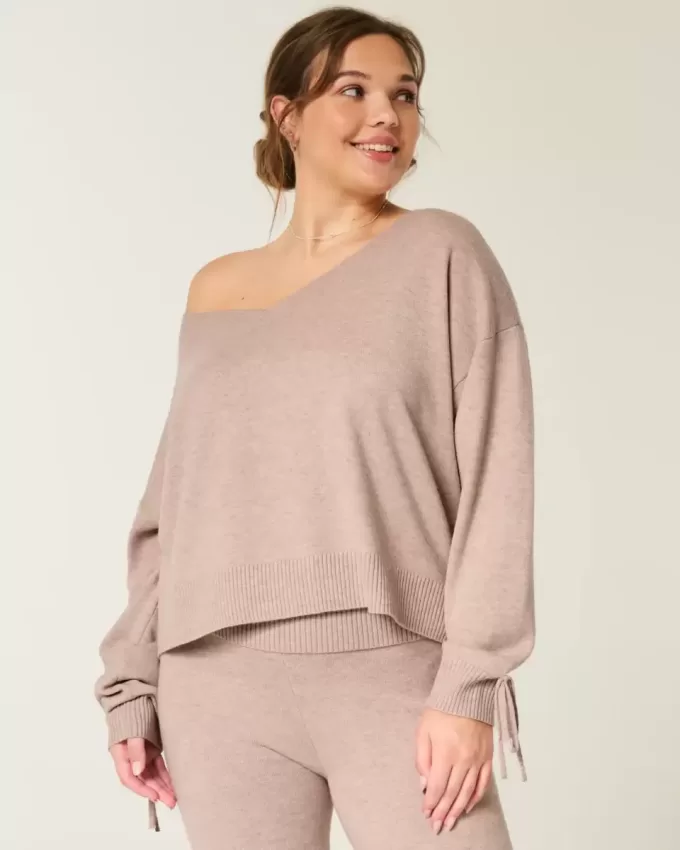 Maglione con fiocco e spalle scoperte di Gilly Hicks