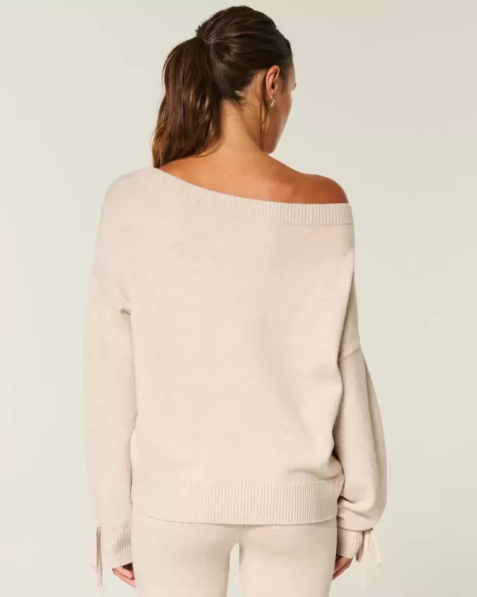 Maglione con fiocco e spalle scoperte di Gilly Hicks