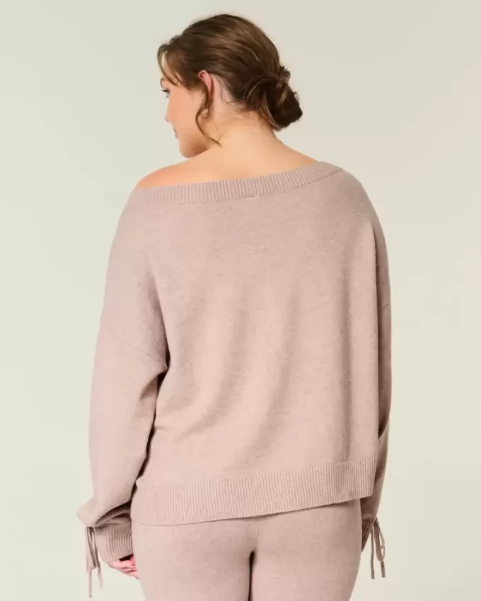 Maglione con fiocco e spalle scoperte di Gilly Hicks