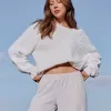 Maglione girocollo in maglia a trecce Comfy Cloud di Hollister Maglione girocollo in maglia a trecce Comfy Cloud di Hollister