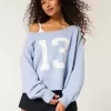 Maglione Hollister Comfy Cloud Easy con stampa a spalle scoperte e numero Maglione Hollister Comfy Cloud Easy con stampa a spalle scoperte e numero