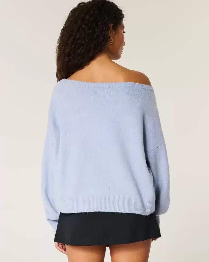 Maglione Hollister Comfy Cloud Easy con stampa a spalle scoperte e numero Maglione Hollister Comfy Cloud Easy con stampa a spalle scoperte e numero