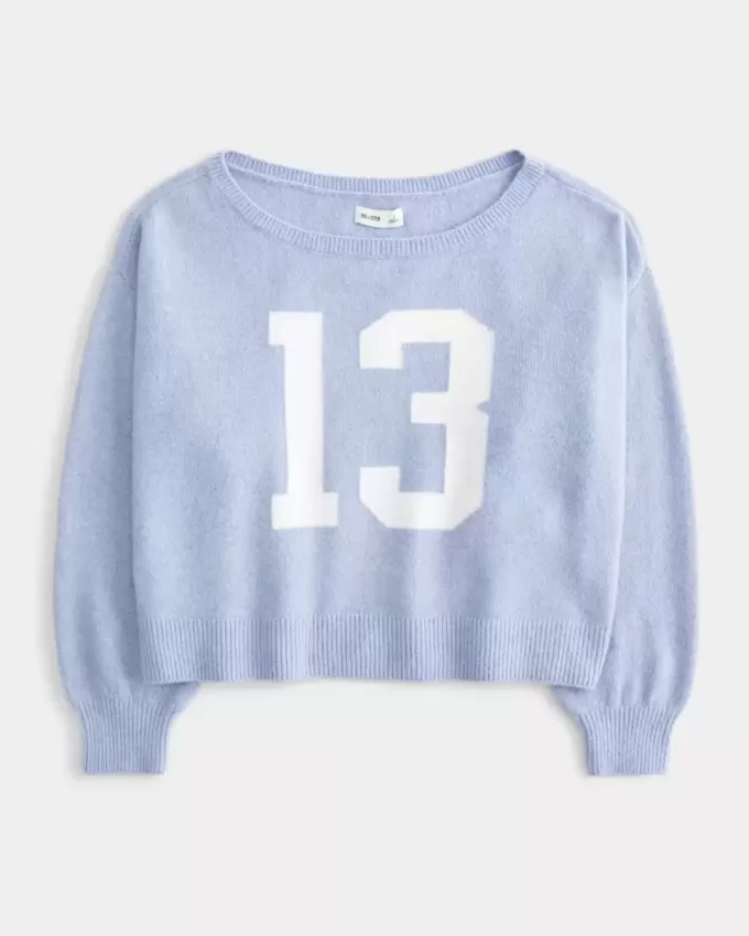 Maglione Hollister Comfy Cloud Easy con stampa a spalle scoperte e numero Maglione Hollister Comfy Cloud Easy con stampa a spalle scoperte e numero
