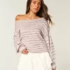 Maglione largo con spalle scoperte Maglione largo con spalle scoperte