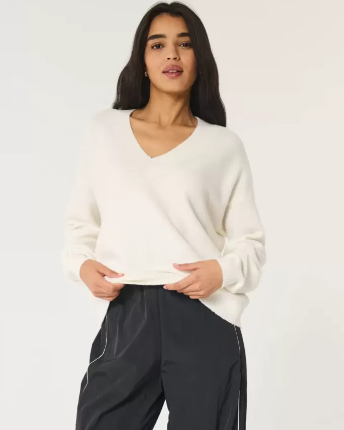 Maglione oversize con scollo a V Comfy Cloud di Hollister