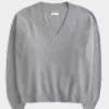 Maglione oversize con scollo a V Comfy Cloud di Hollister