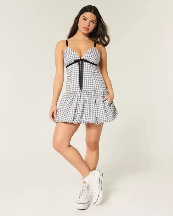Mini abito a palloncino con scollo a V