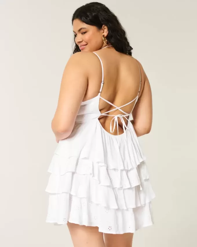 Mini abito babydoll con scollo a V e volant Mini abito babydoll con scollo a V e volant