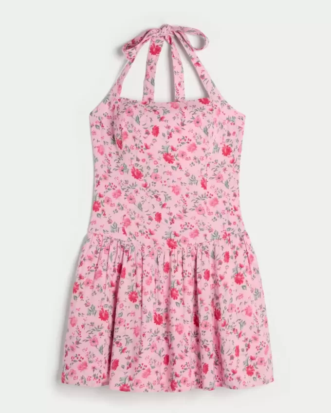 Mini abito con scollo all’americana e vita bassa